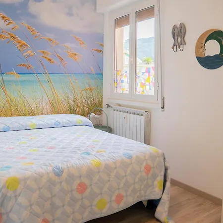 شقة 073c - Casa Con Attico Privato, 10 Minuti Dal Mare Spiaggie A Piedi