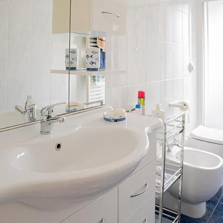 شقة 073c - Casa Con Attico Privato, 10 Minuti Dal Mare Spiaggie A Piedi راباللو