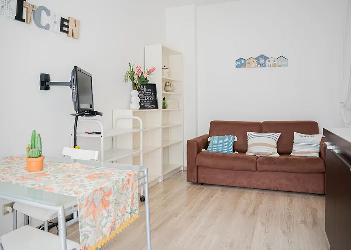 Apartamento 073c - Casa Con Attico Privato, 10 Minuti Dal Mare Spiaggie A Piedi